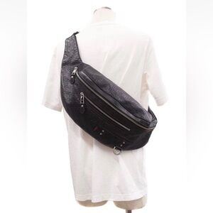 Gucci Black Leather Belt Bag